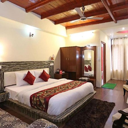 Goroomgo Moon Nainital Near Naini Lake - Parking & Lift Facilities -Hygiene And Spacious Room - Best Seller Экстерьер фото