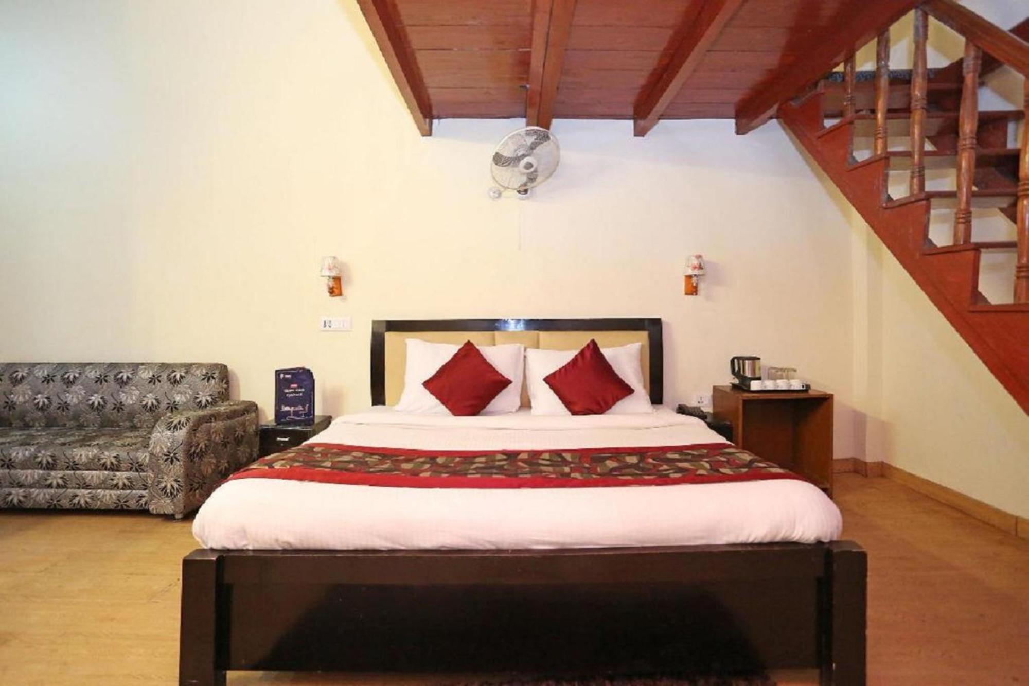 Goroomgo Moon Nainital Near Naini Lake - Parking & Lift Facilities -Hygiene And Spacious Room - Best Seller Экстерьер фото