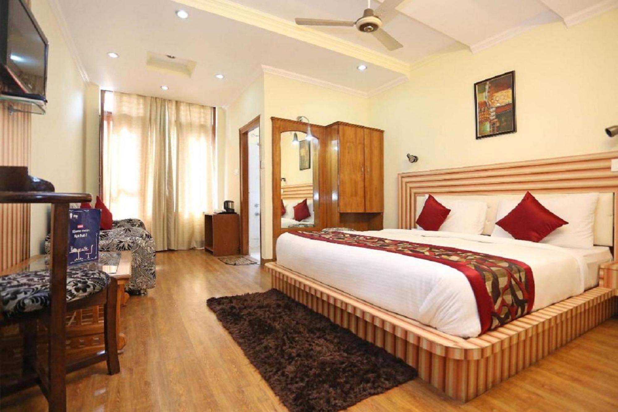 Goroomgo Moon Nainital Near Naini Lake - Parking & Lift Facilities -Hygiene And Spacious Room - Best Seller Экстерьер фото